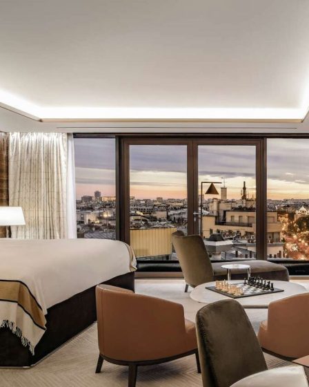 How much does it cost?  Discover the 17 best hotels in Paris chosen by the Michelin Guide
